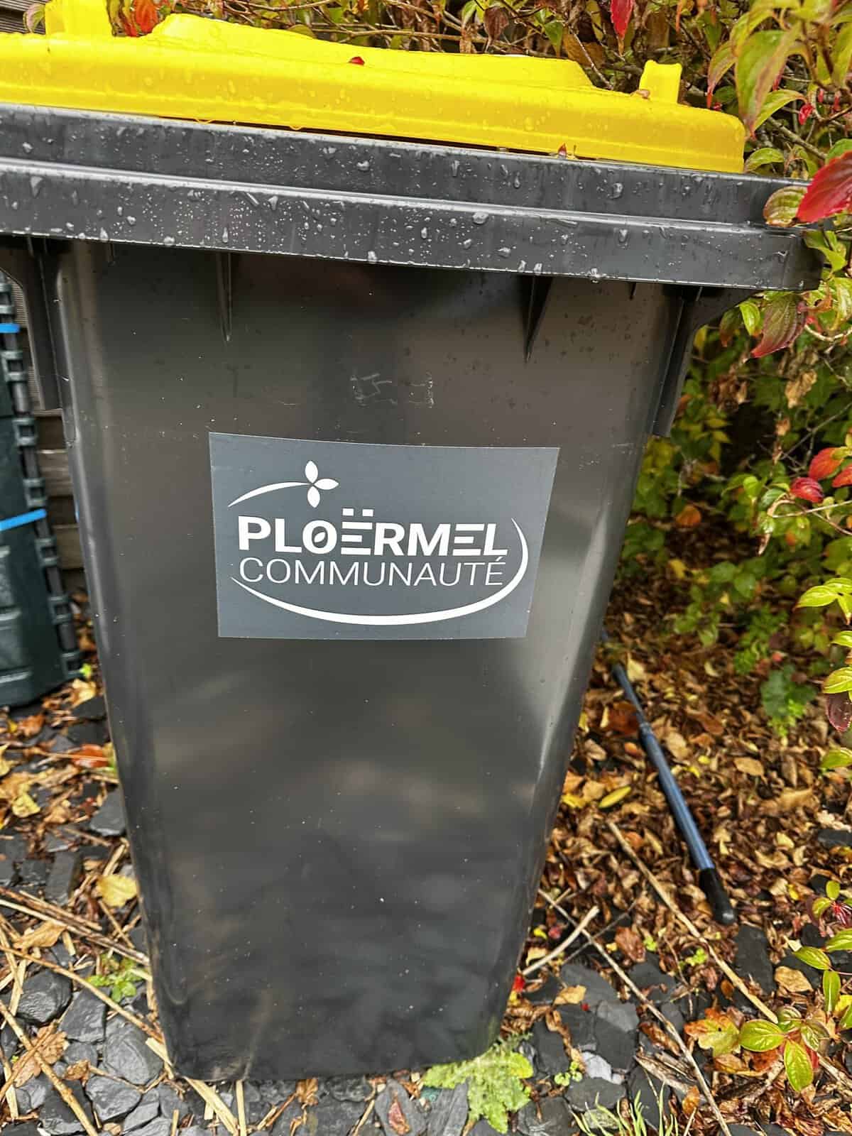 Ordures Ménagères, Ploërmel une fois encore dans l’impro.