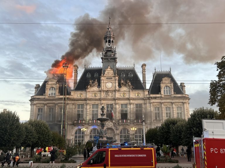 Incendie_Hotel_de_ville_Limoges_20261017-190142